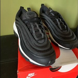 WOMENS AIRMAX 97